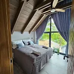 Dom W Czerwonej Dolinie Haus Im Roten Tal Seidorf Sosnówka` * Sosnówka