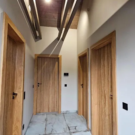 Dom W Czerwonej Dolinie Haus Im Roten Tal Seidorf Sosnówka` Dom wakacyjny *