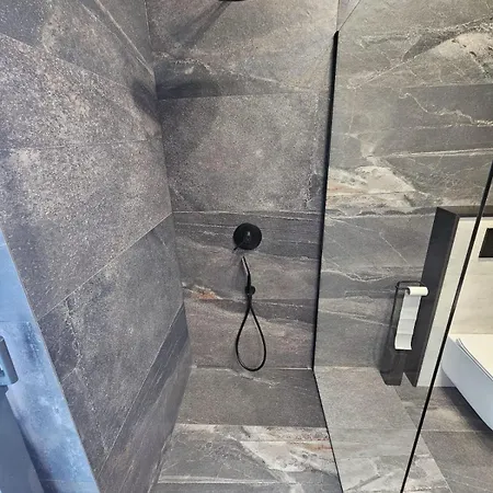 Dom W Czerwonej Dolinie Haus Im Roten Tal Seidorf Sosnówka`