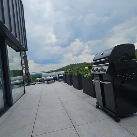 Dom W Czerwonej Dolinie Haus Im Roten Tal Seidorf Sosnówka` *