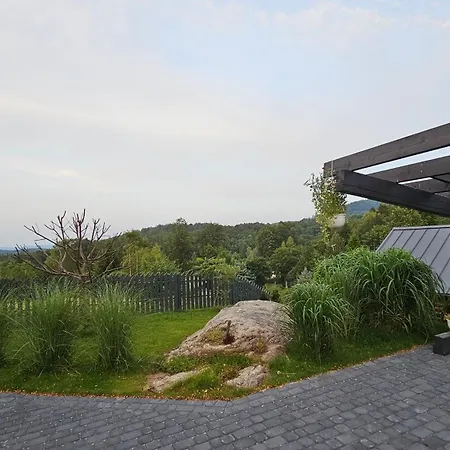 Dom W Czerwonej Dolinie Haus Im Roten Tal Seidorf Sosnowka' Соснувка