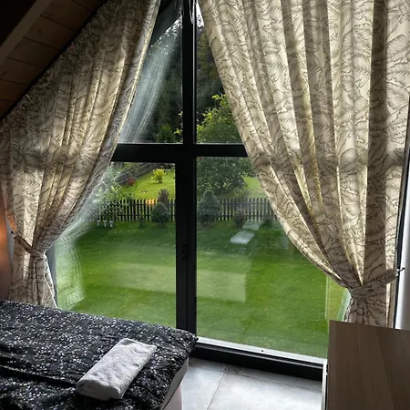 Dom W Czerwonej Dolinie Haus Im Roten Tal Seidorf Sosnówka` *