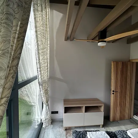 Nyaraló Dom W Czerwonej Dolinie Haus Im Roten Tal Seidorf Sosnowka' Sosnówka