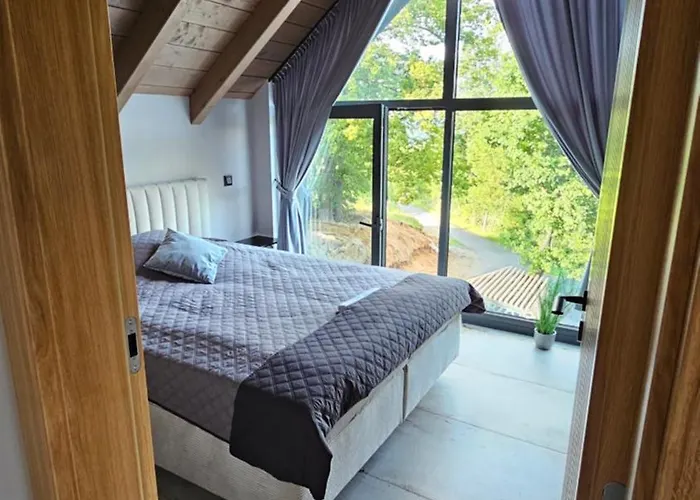 Dom W Czerwonej Dolinie Haus Im Roten Tal Seidorf Sosnówka` Sosnówka