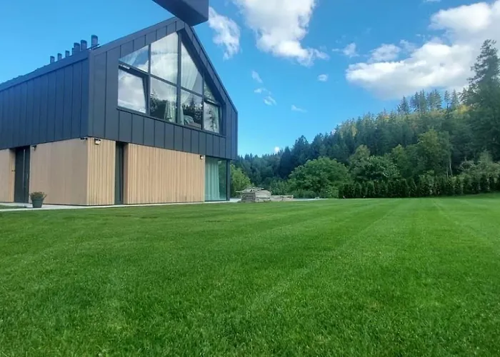 Dom W Czerwonej Dolinie Haus Im Roten Tal Seidorf Sosnówka` Sosnówka