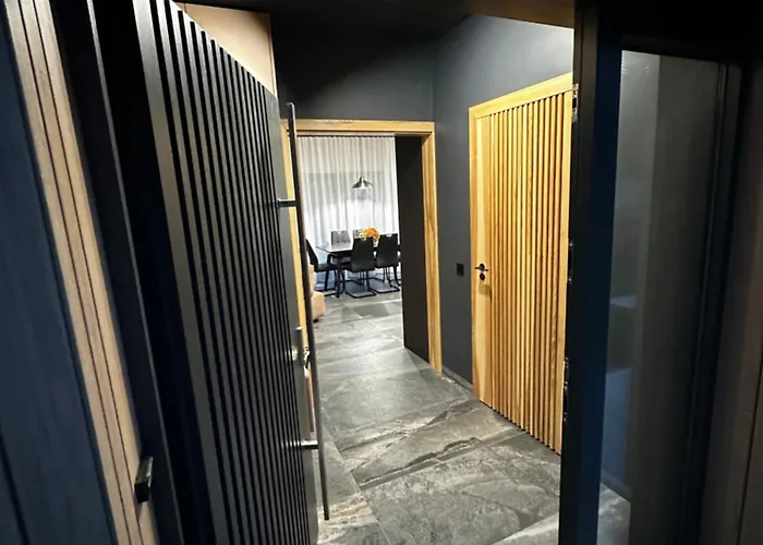 Dom W Czerwonej Dolinie Haus Im Roten Tal Seidorf Sosnówka`